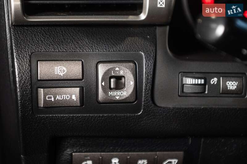 Внедорожник / Кроссовер Lexus LX 2015 в Одессе