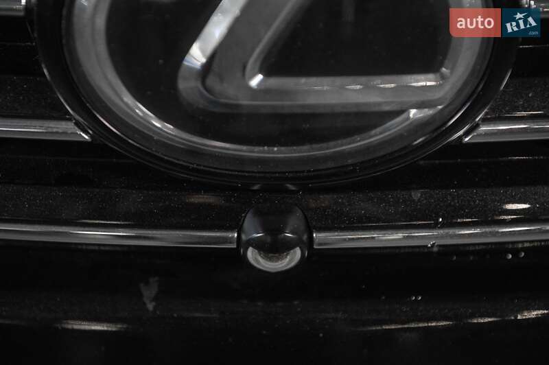 Внедорожник / Кроссовер Lexus LX 2015 в Одессе