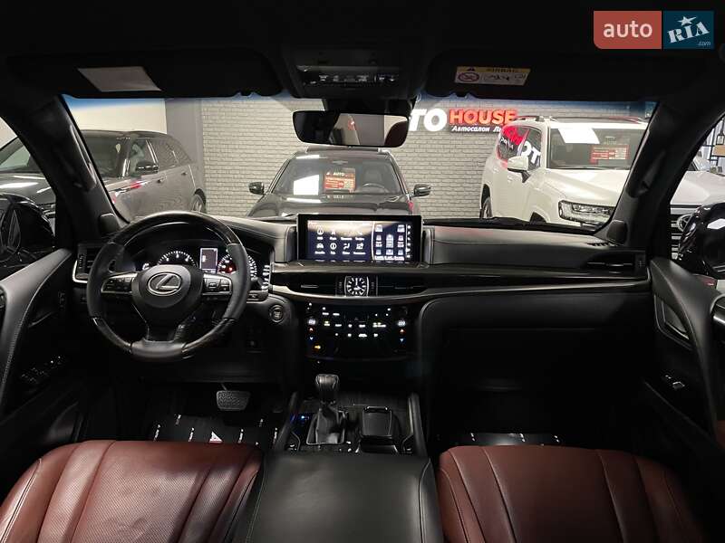 Позашляховик / Кросовер Lexus LX 2018 в Львові фото 48 Позашляховик / Кросовер Lexus LX 2018 в Львові