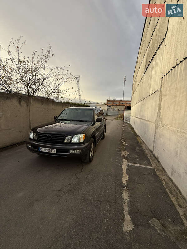 Внедорожник / Кроссовер Lexus LX 2006 в Берёзовке