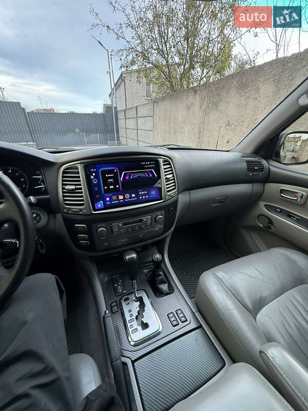 Внедорожник / Кроссовер Lexus LX 2006 в Берёзовке