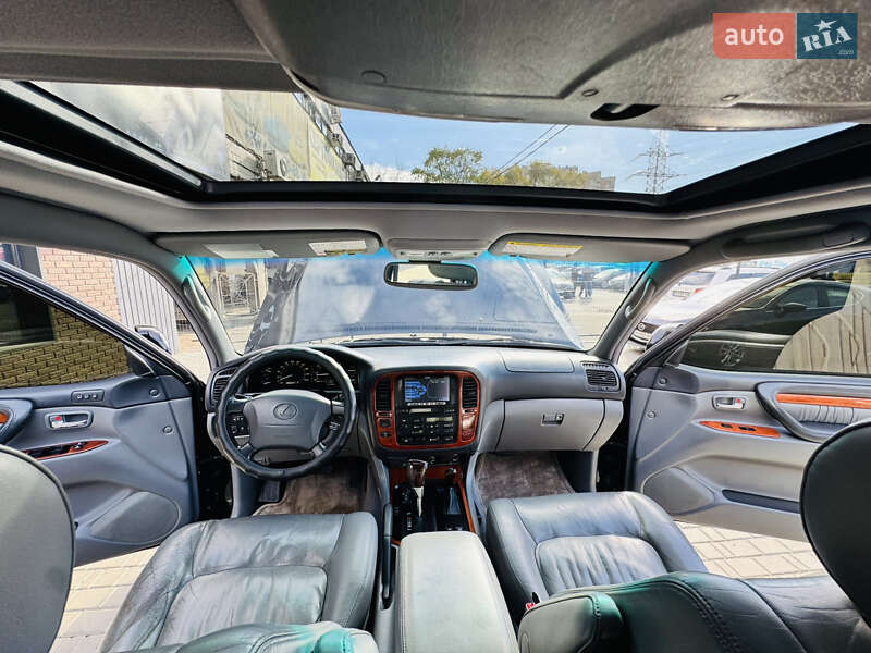 Внедорожник / Кроссовер Lexus LX 1999 в Одессе