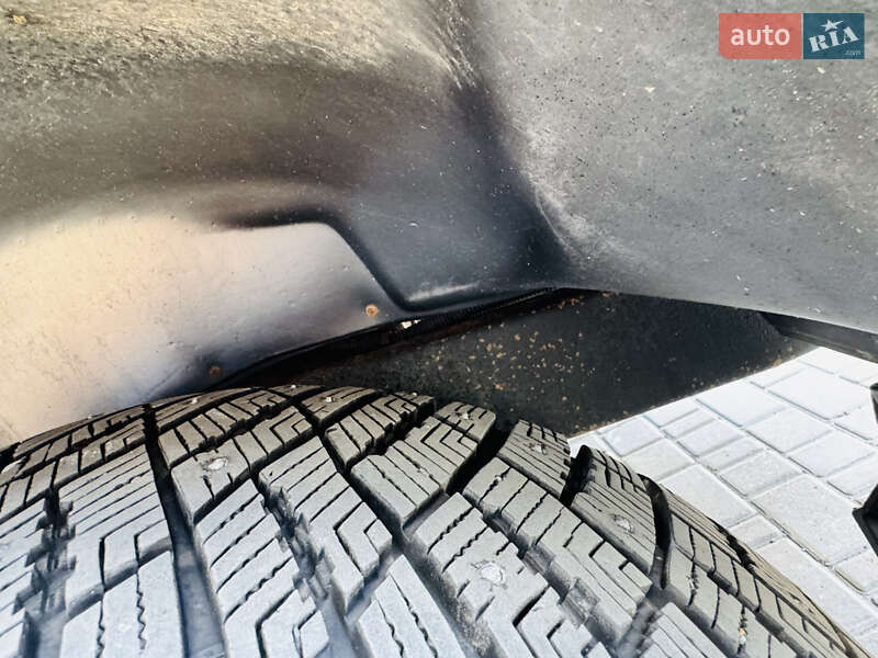 Внедорожник / Кроссовер Lexus LX 1999 в Одессе