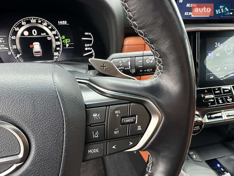 Позашляховик / Кросовер Lexus LX 2023 в Києві