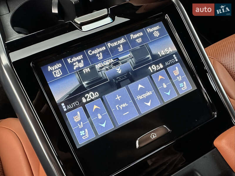 Позашляховик / Кросовер Lexus LX 2023 в Києві