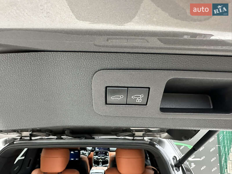 Позашляховик / Кросовер Lexus LX 2023 в Києві