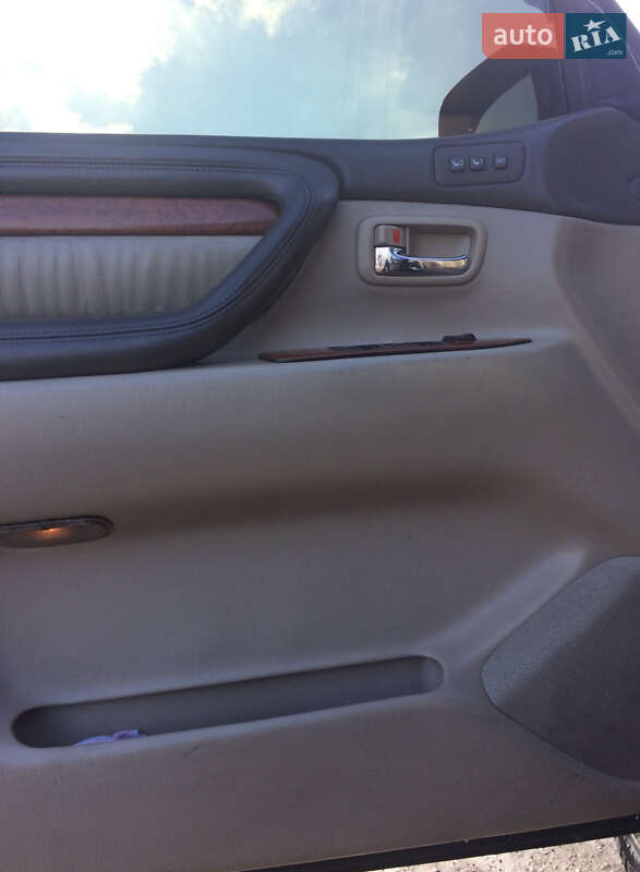 Позашляховик / Кросовер Lexus LX 2003 в Вінниці