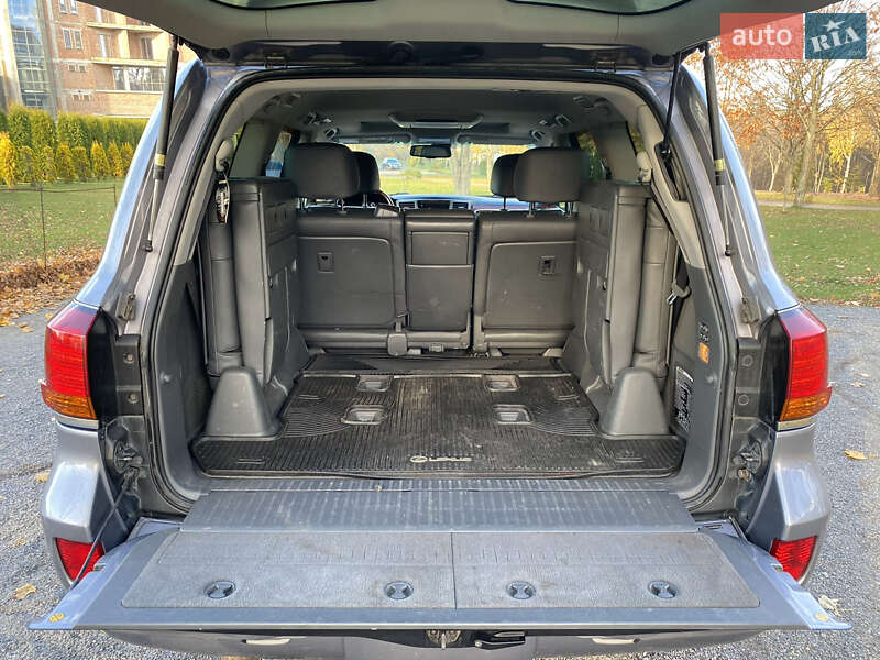 Внедорожник / Кроссовер Lexus LX 2008 в Хмельницком