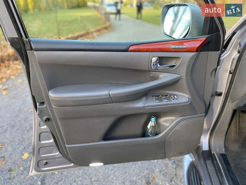 Внедорожник / Кроссовер Lexus LX 2008 в Хмельницком