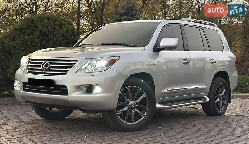 Lexus LX 2008