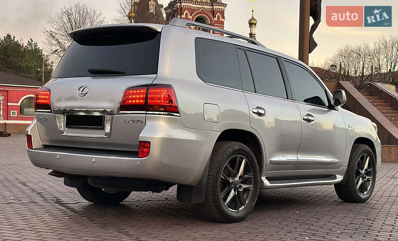 Внедорожник / Кроссовер Lexus LX 2008 в Днепре