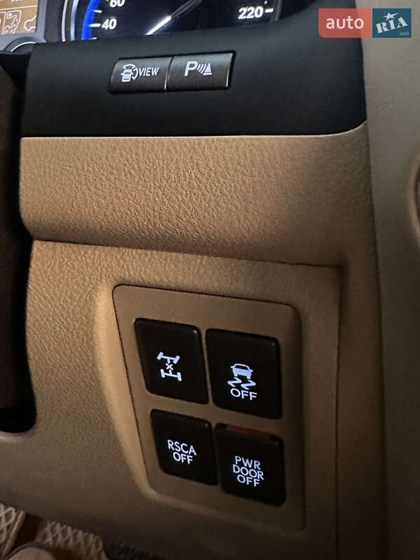 Внедорожник / Кроссовер Lexus LX 2008 в Днепре