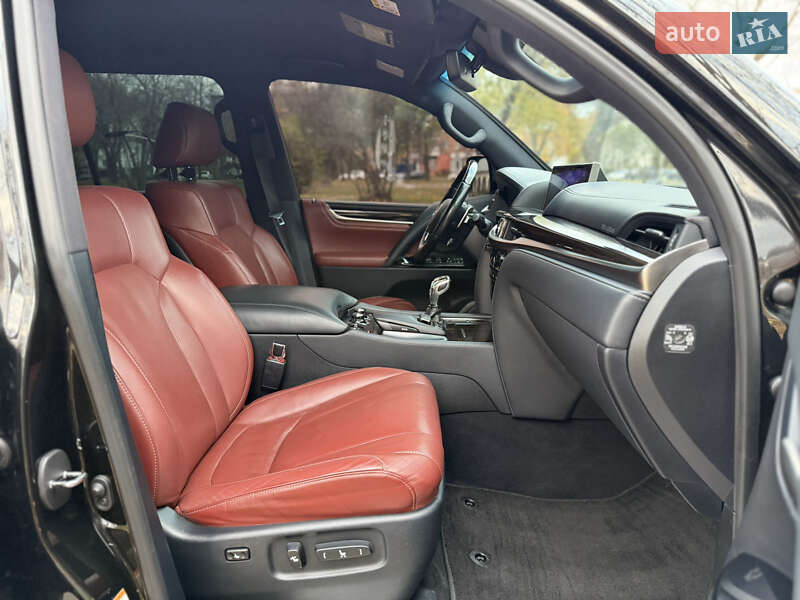 Внедорожник / Кроссовер Lexus LX 2019 в Белой Церкви