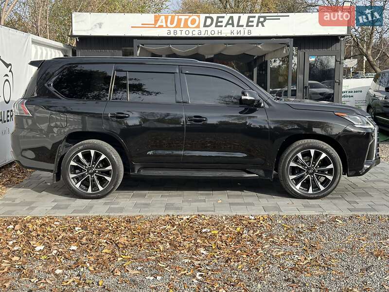 Внедорожник / Кроссовер Lexus LX 2021 в Киеве