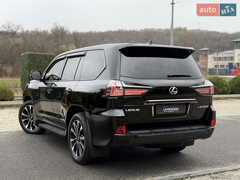 Позашляховик / Кросовер Lexus LX 2021 в Дніпрі