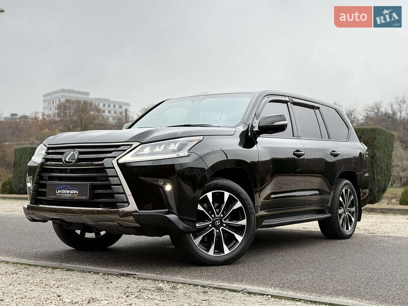 Lexus LX 2021
