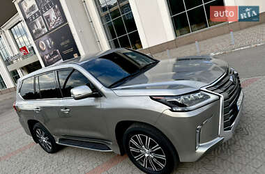 Внедорожник / Кроссовер Lexus LX 2016 в Днепре