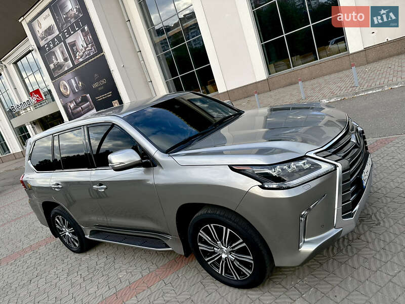 Lexus LX 2016