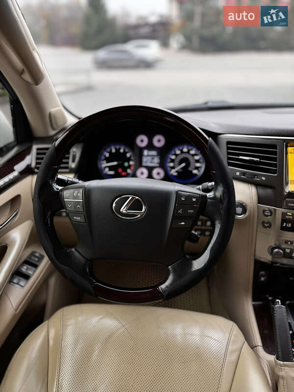 Внедорожник / Кроссовер Lexus LX 2010 в Хмельницком