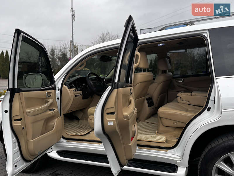 Внедорожник / Кроссовер Lexus LX 2010 в Хмельницком
