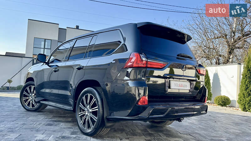 Позашляховик / Кросовер Lexus LX 2018 в Івано-Франківську