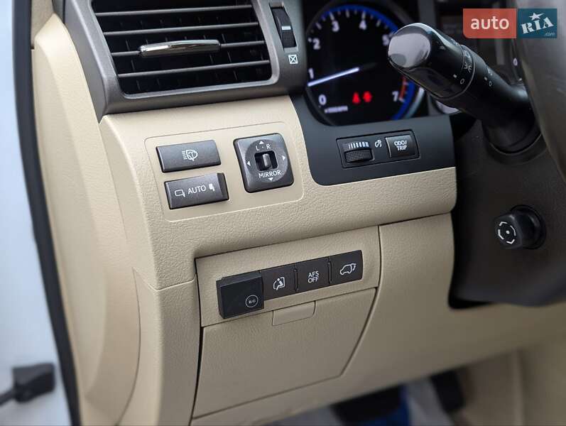 Позашляховик / Кросовер Lexus LX 2010 в Києві