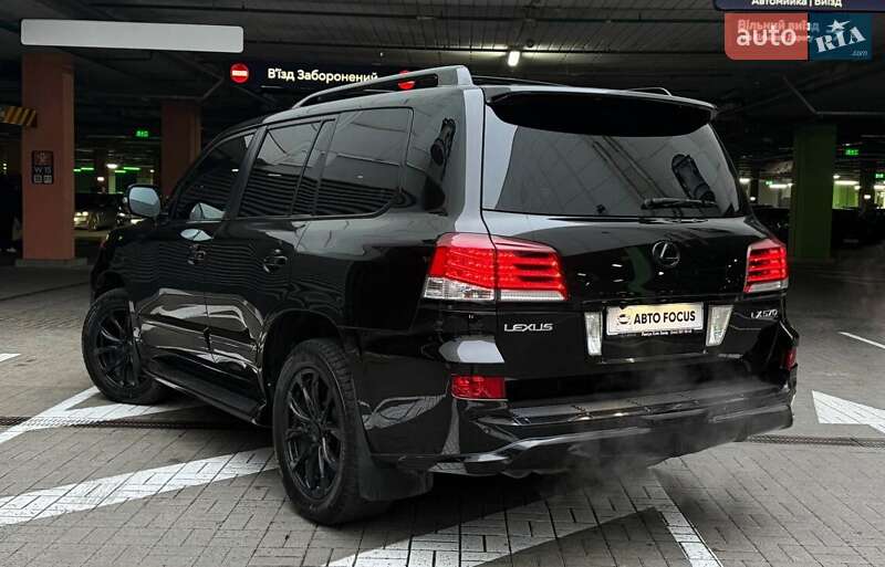 Внедорожник / Кроссовер Lexus LX 2012 в Киеве