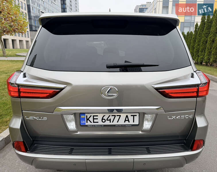 Позашляховик / Кросовер Lexus LX 2016 в Дніпрі фото 16 Позашляховик / Кросовер Lexus LX 2016 в Дніпрі