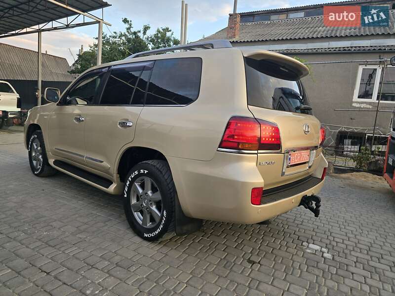 Внедорожник / Кроссовер Lexus LX 2011 в Первомайске