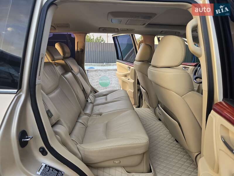 Внедорожник / Кроссовер Lexus LX 2011 в Первомайске