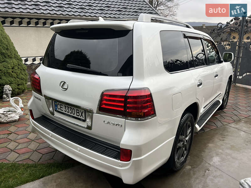Внедорожник / Кроссовер Lexus LX 2008 в Черновцах