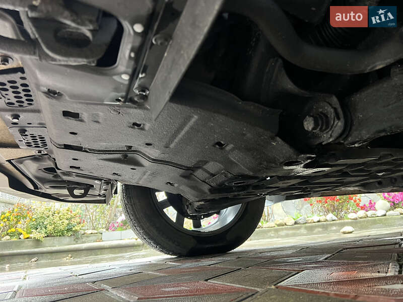 Внедорожник / Кроссовер Lexus LX 2008 в Черновцах