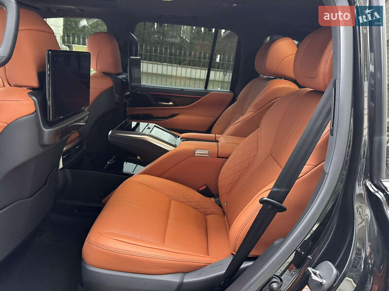 Позашляховик / Кросовер Lexus LX 2023 в Києві