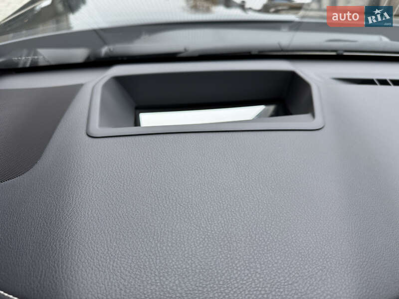 Позашляховик / Кросовер Lexus LX 2023 в Києві