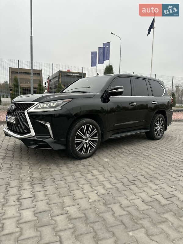 Позашляховик / Кросовер Lexus LX 2019 в Дніпрі