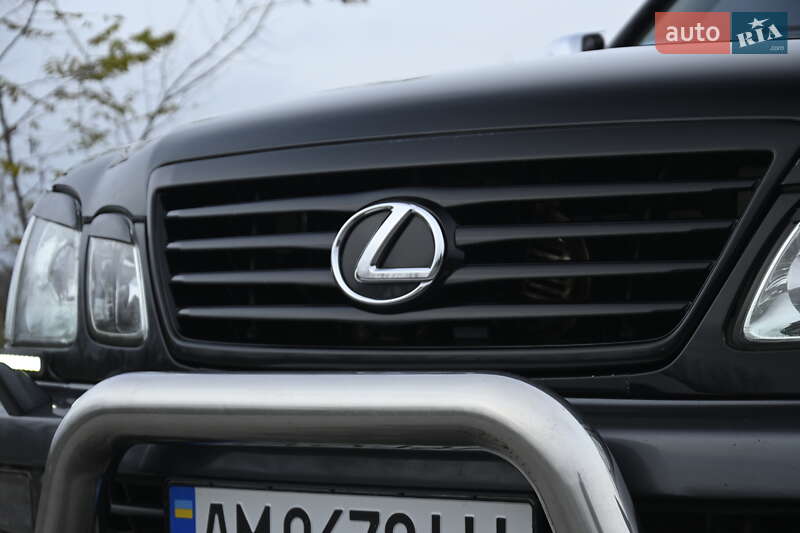 Позашляховик / Кросовер Lexus LX 2007 в Бердичеві