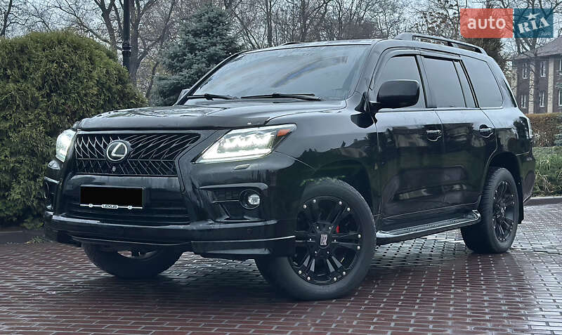 Внедорожник / Кроссовер Lexus LX 2008 в Днепре