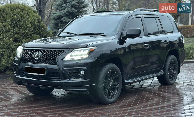 Внедорожник / Кроссовер Lexus LX 2008 в Днепре