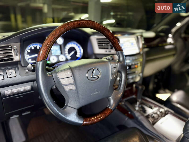 Позашляховик / Кросовер Lexus LX 2011 в Києві фото 19 Позашляховик / Кросовер Lexus LX 2011 в Києві