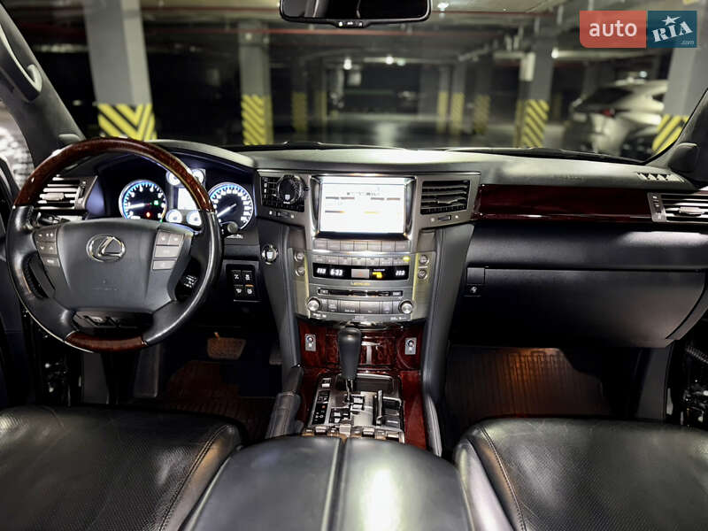 Позашляховик / Кросовер Lexus LX 2011 в Києві фото 35 Позашляховик / Кросовер Lexus LX 2011 в Києві