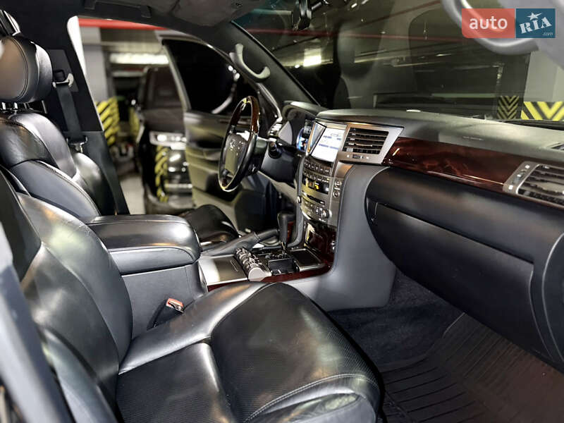 Позашляховик / Кросовер Lexus LX 2011 в Києві фото 36 Позашляховик / Кросовер Lexus LX 2011 в Києві