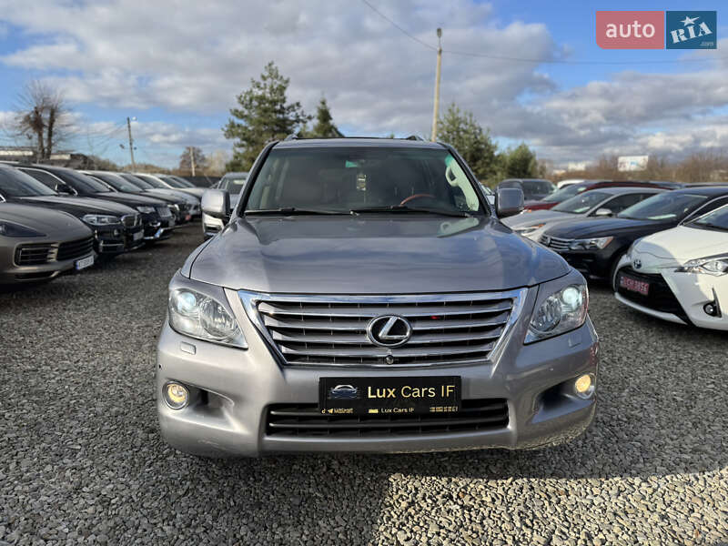 Позашляховик / Кросовер Lexus LX 2008 в Івано-Франківську