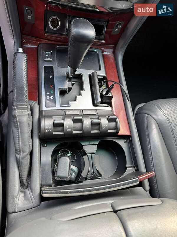 Позашляховик / Кросовер Lexus LX 2008 в Івано-Франківську