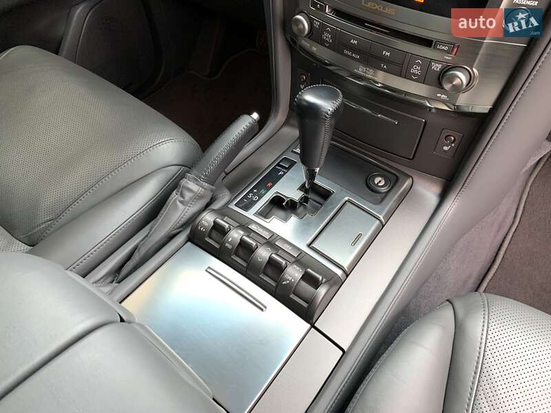 Внедорожник / Кроссовер Lexus LX 2008 в Кривом Роге фото 33 Внедорожник / Кроссовер Lexus LX 2008 в Кривом Роге