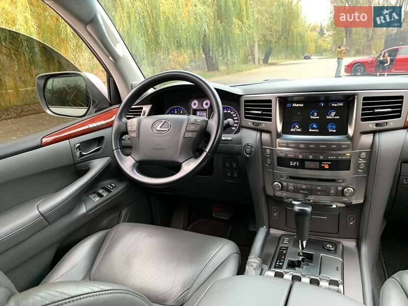 Внедорожник / Кроссовер Lexus LX 2008 в Кривом Роге фото 32 Внедорожник / Кроссовер Lexus LX 2008 в Кривом Роге