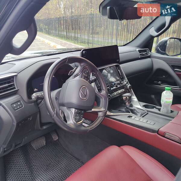 Позашляховик / Кросовер Lexus LX 2022 в Бучі
