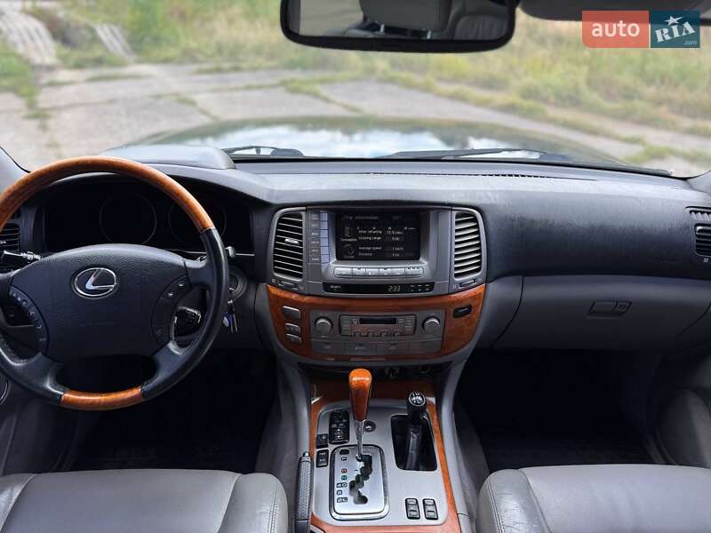 Внедорожник / Кроссовер Lexus LX 2005 в Косове фото 17 Внедорожник / Кроссовер Lexus LX 2005 в Косове
