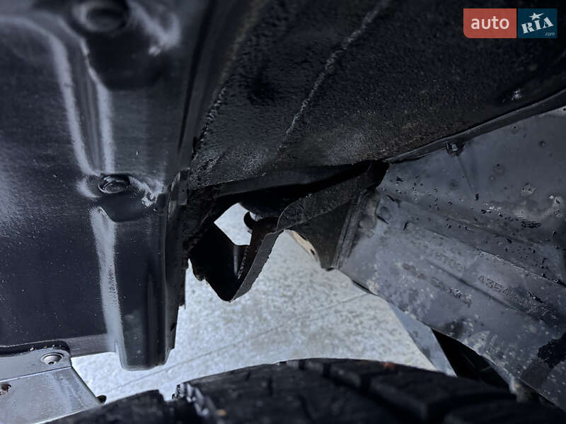 Внедорожник / Кроссовер Lexus LX 2004 в Яремче фото 27 Внедорожник / Кроссовер Lexus LX 2004 в Яремче