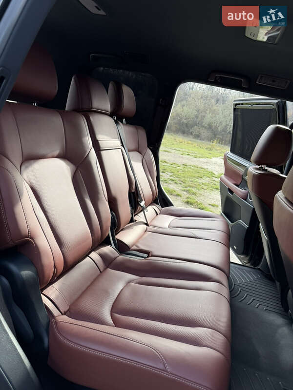 Позашляховик / Кросовер Lexus LX 2019 в Дніпрі фото 34 Позашляховик / Кросовер Lexus LX 2019 в Дніпрі