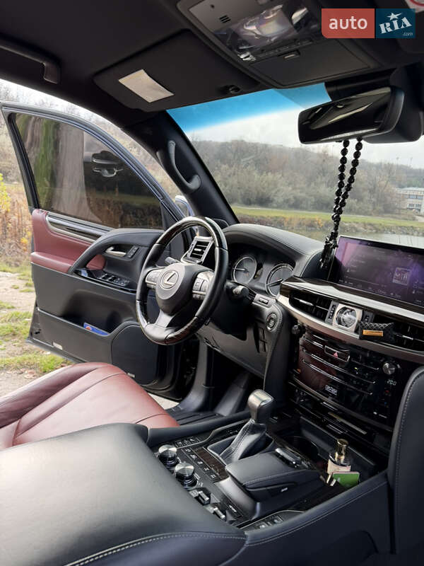 Позашляховик / Кросовер Lexus LX 2019 в Дніпрі фото 38 Позашляховик / Кросовер Lexus LX 2019 в Дніпрі